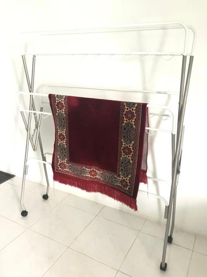 Chempaka Homestay Сери-Искандар Экстерьер фото